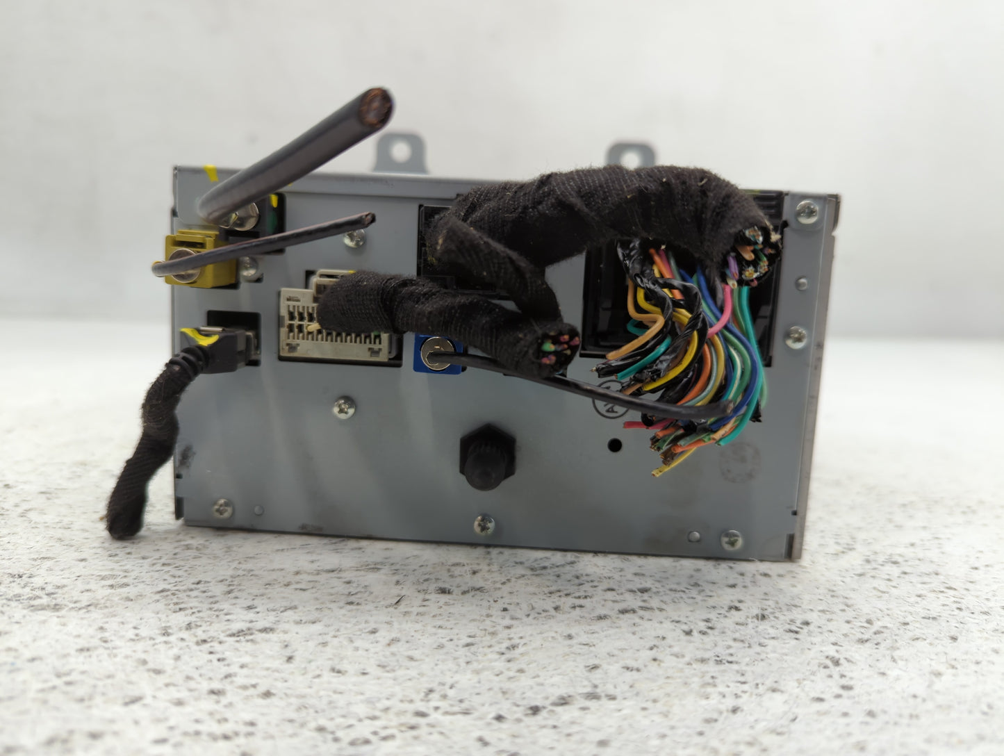 2010-2010 Cadillac Srx Am Fm Cd Player Radio Receiver - Oemusedautoparts1.com