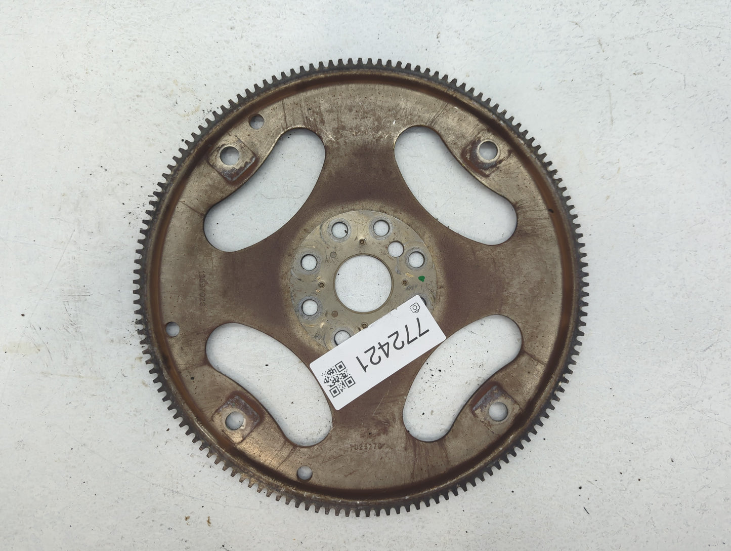 2010-2011 Cadillac Srx Transmission Flywheel Flexplate P/N:TU2927C Fits Fits 2010 2011 OEM Used Auto Parts - Oemusedautopart