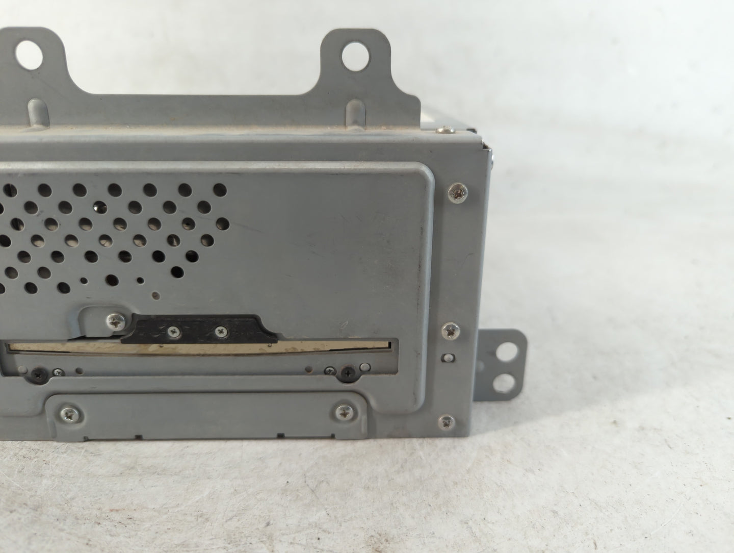 2010 Cadillac Srx Radio AM FM Cd Player Receiver Replacement P/N:DW463100-6331 22744758 Fits OEM Used Auto Parts - Oemusedau
