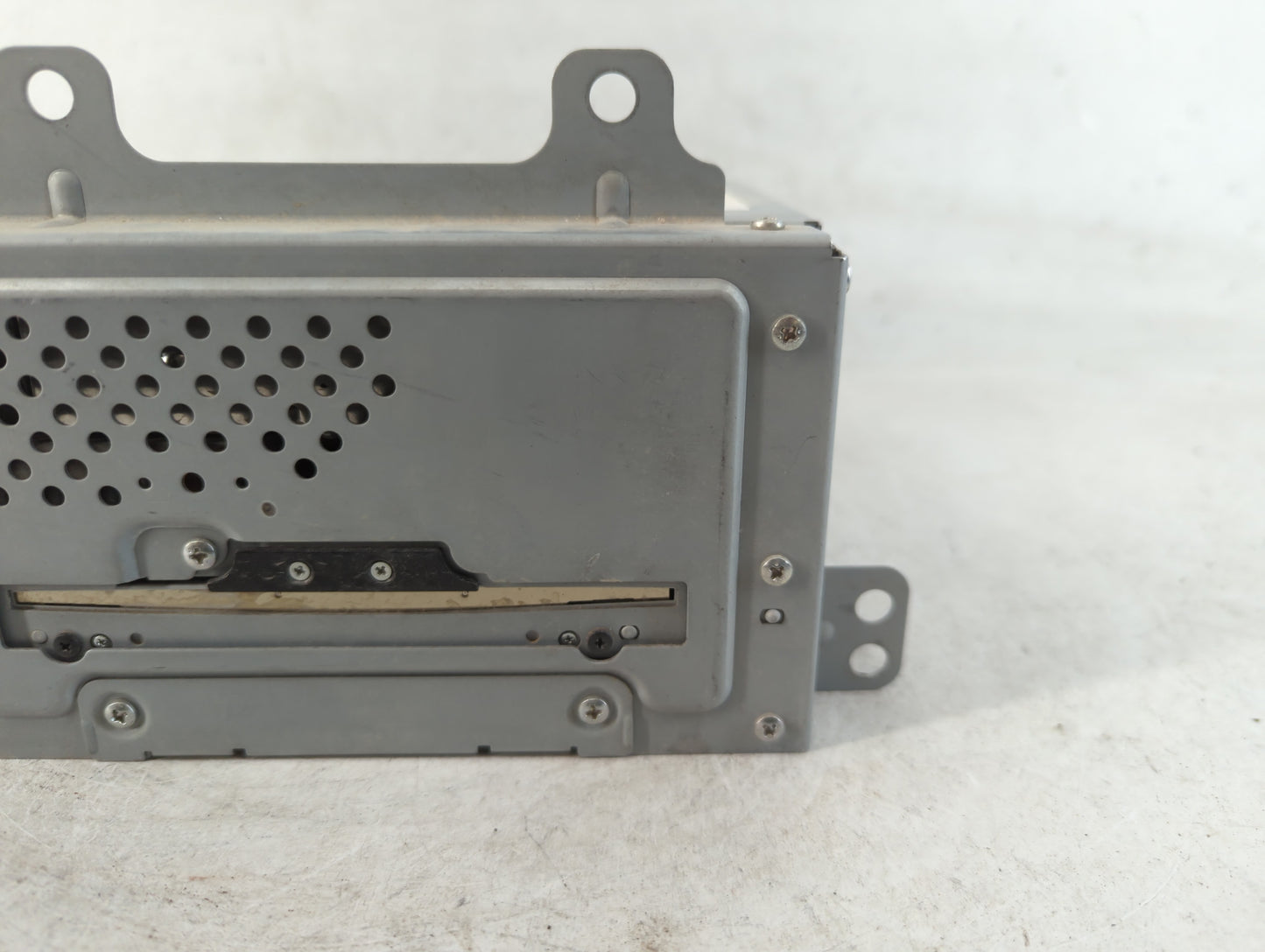 2010 Cadillac Srx Radio AM FM Cd Player Receiver Replacement P/N:DW463100-6331 22744758 Fits OEM Used Auto Parts - Oemusedau