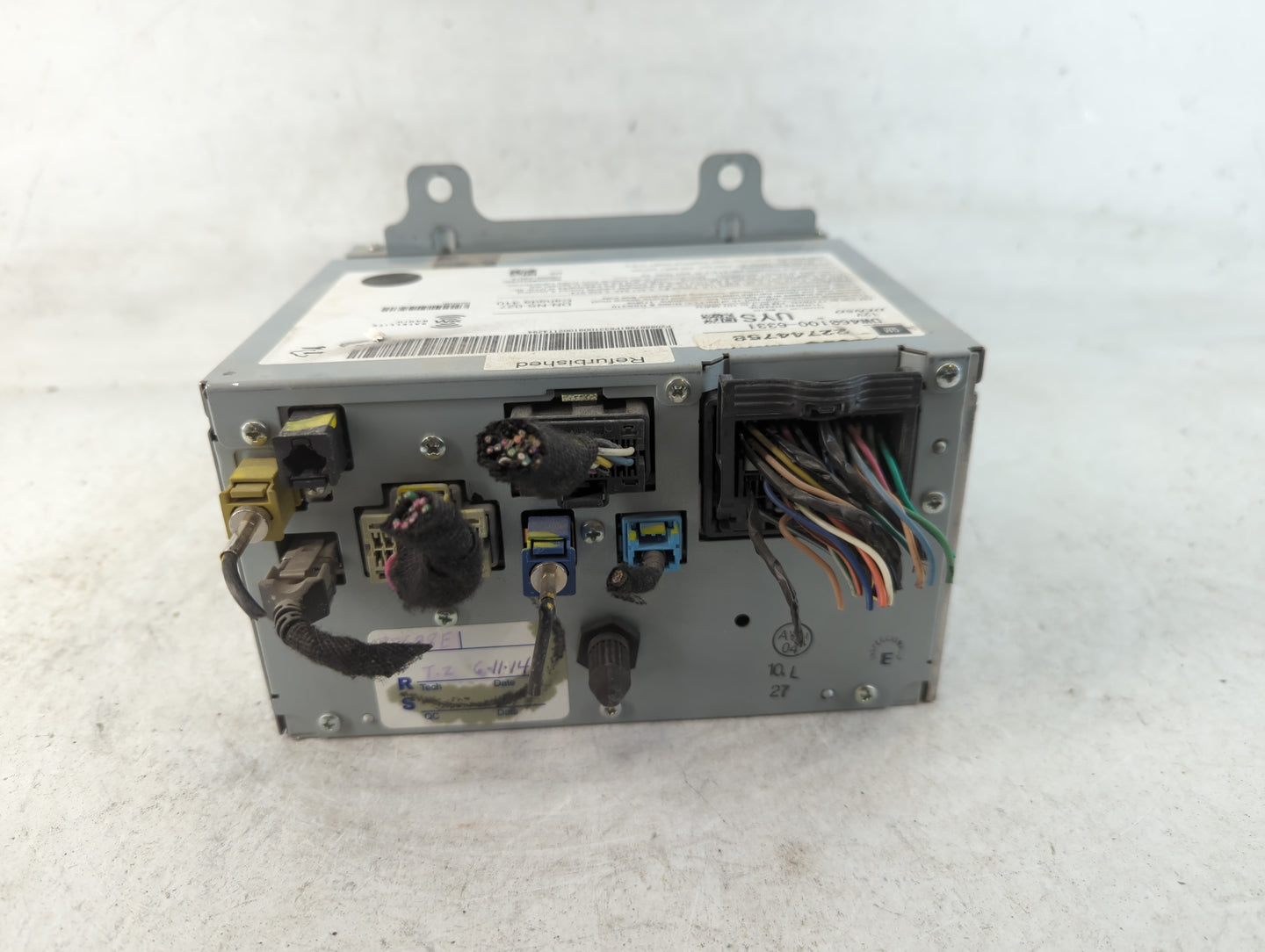 2010 Cadillac Srx Radio AM FM Cd Player Receiver Replacement P/N:DW463100-6331 22744758 Fits OEM Used Auto Parts - Oemusedau
