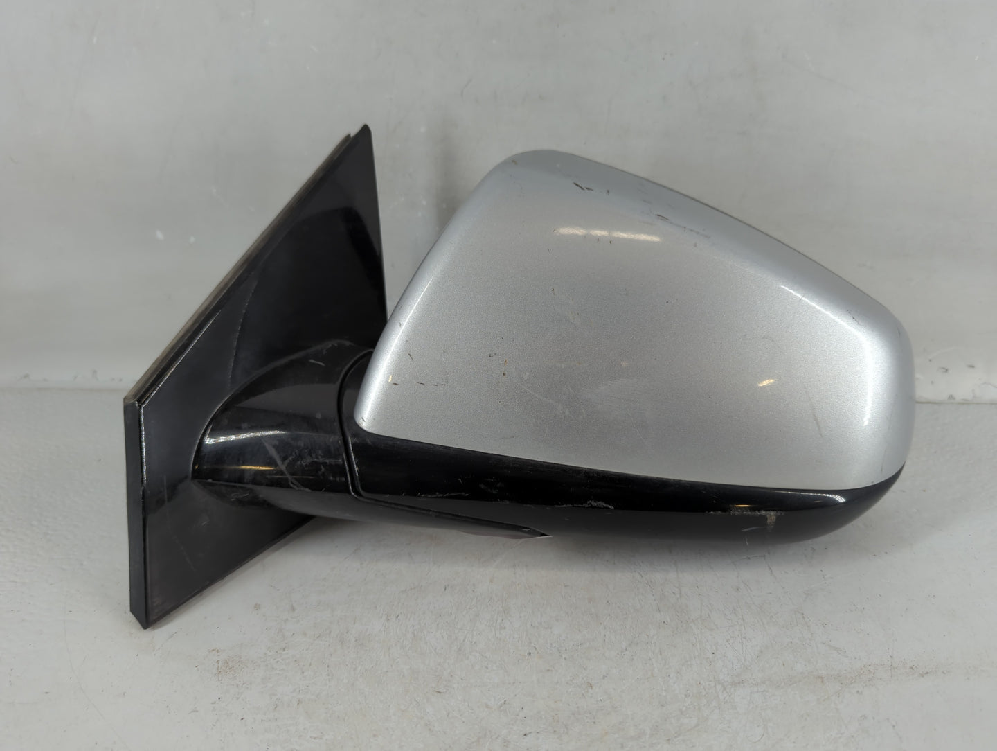 2010 Cadillac Srx Driver Side View Mirror - Left Door Mirror OEM Used - Oemusedautoparts1.com