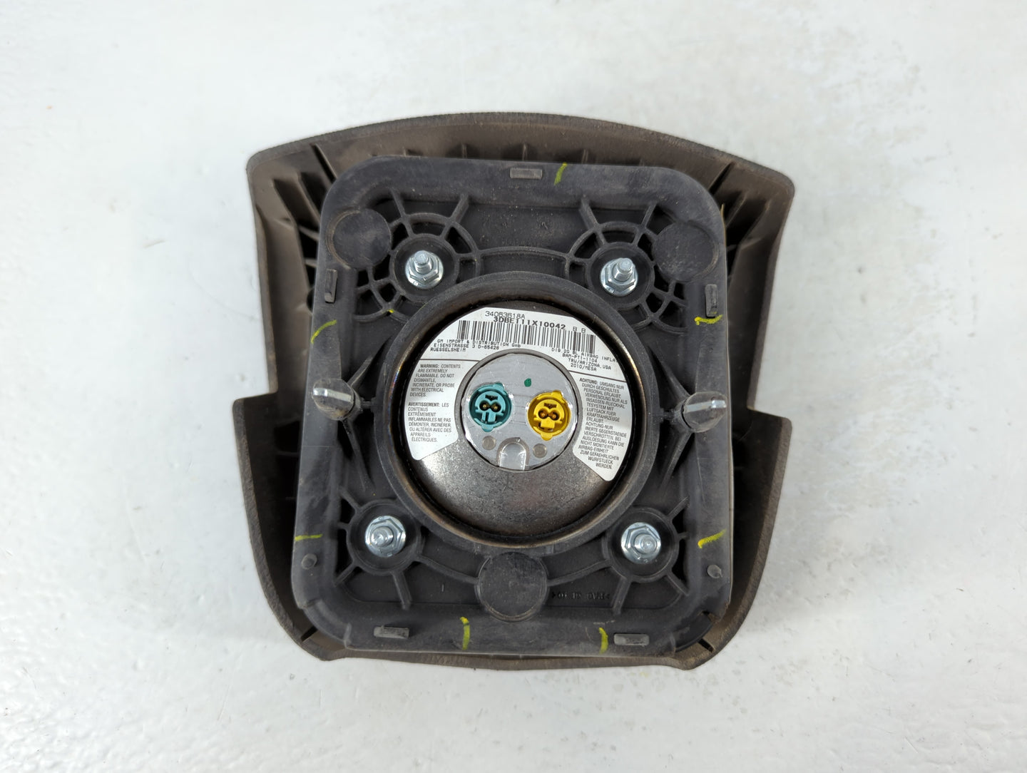 2010 Cadillac Srx Air Bag Driver Left Steering Wheel Mounted P/N:25943114 Fits OEM Used Auto Parts - Oemusedautoparts1.com