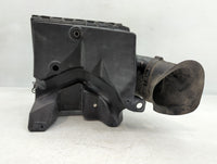 2010 Cadillac Srx Air Cleaner Intake-duct Hose Tube - Oemusedautoparts1.com