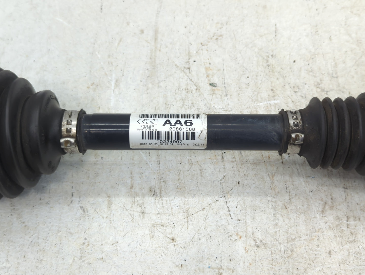 2010-2011 Cadillac Srx Axle Shaft Front Driver Cv C/v - Oemusedautoparts1.com