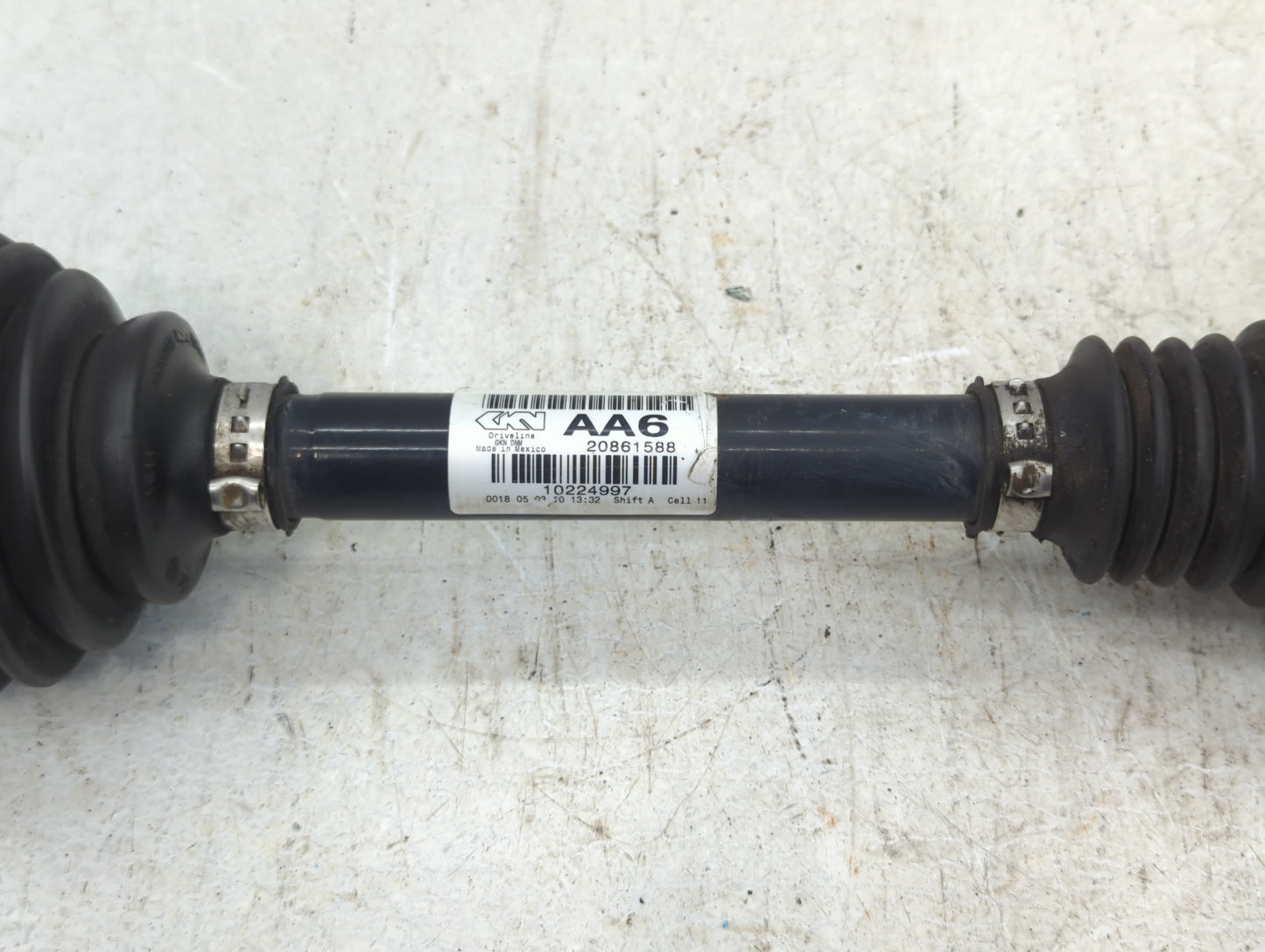 2010-2011 Cadillac Srx Axle Shaft Front Driver Cv C/v - Oemusedautoparts1.com