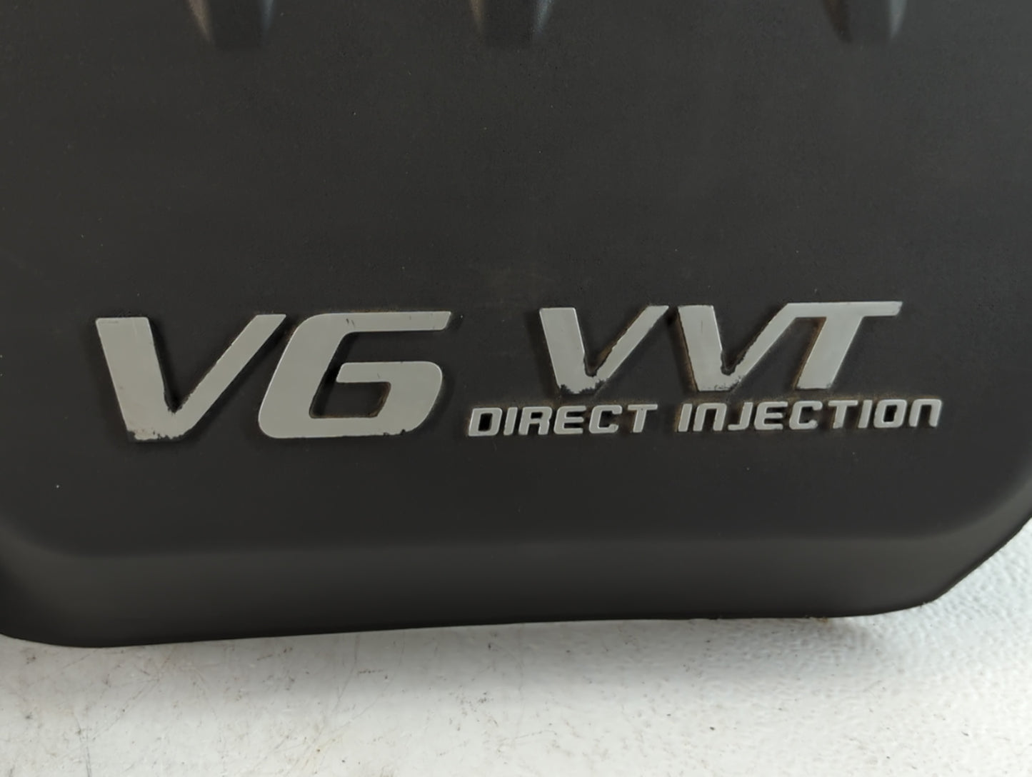 2010 Cadillac Srx Engine Cover - Oemusedautoparts1.com
