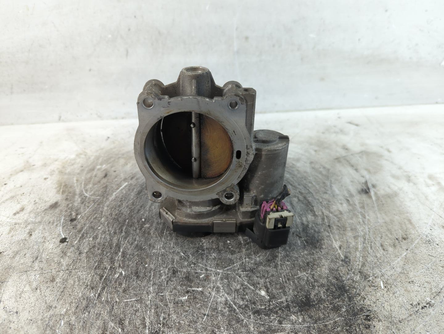 2007-2011 Cadillac Srx Throttle Body P/N:265AA994AA55770 Fits Fits 2007 2008 2009 2010 2011 2012 OEM Used Auto Parts - Oemus