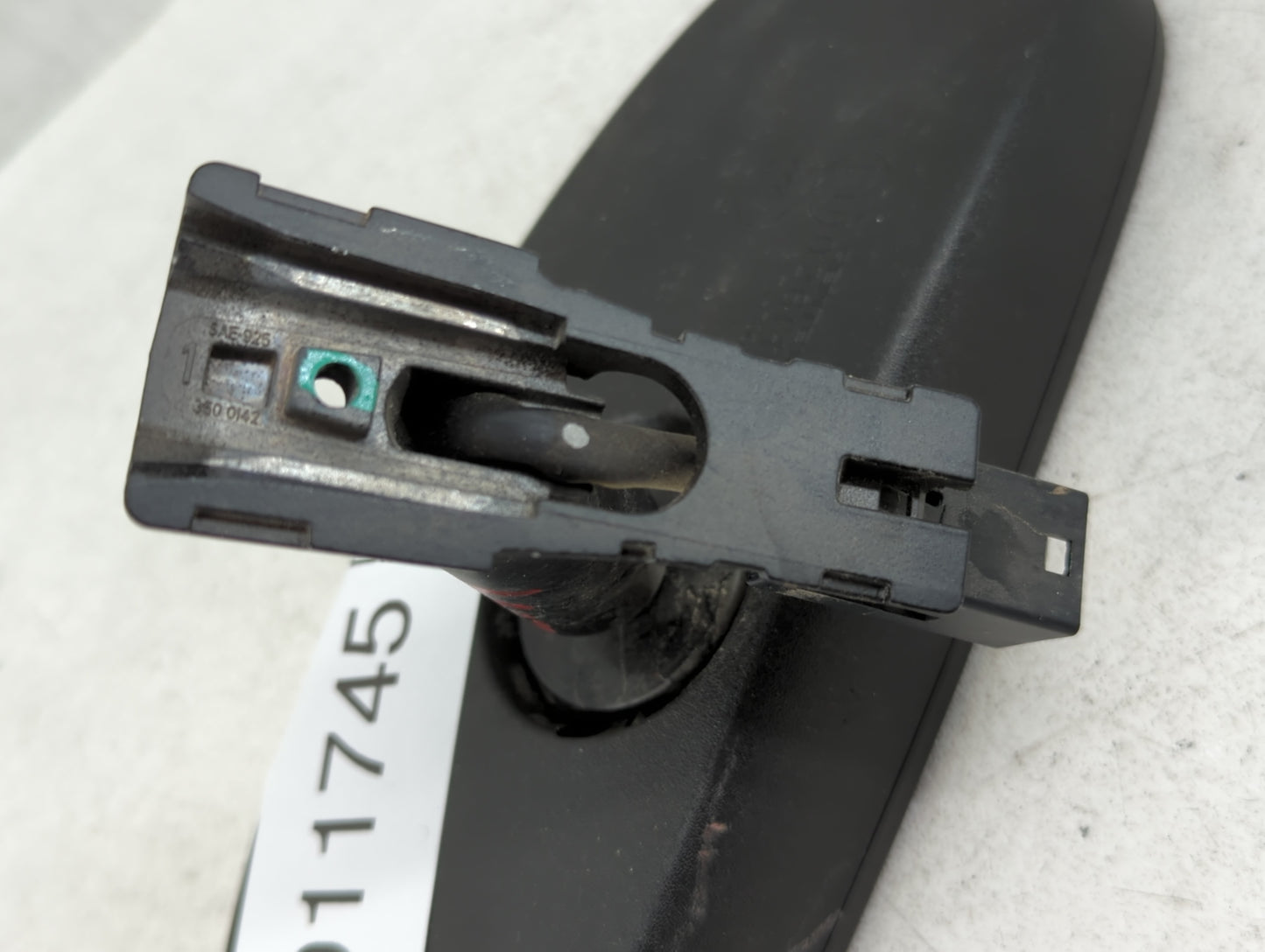 2010-2014 Cadillac Srx Interior Rear View Mirror Replacement OEM P/N:E11026146 Fits OEM Used Auto Parts - Oemusedautoparts1.