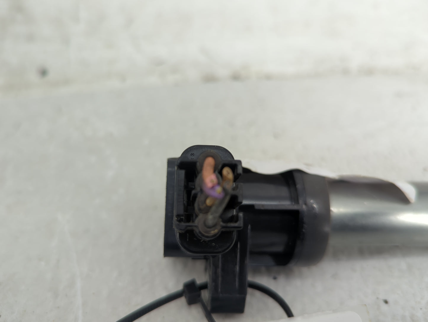 2007-2010 Cadillac Sts Ignition Coil Igniter Pack - Oemusedautoparts1.com