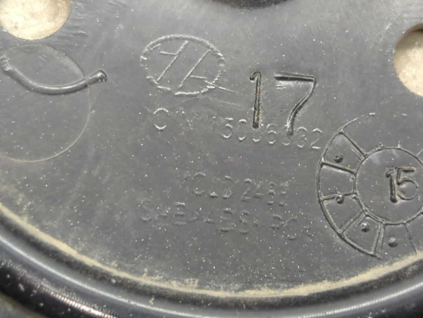 2010 Chevrolet 1500 Rim Wheel Center Cap - Oemusedautoparts1.com