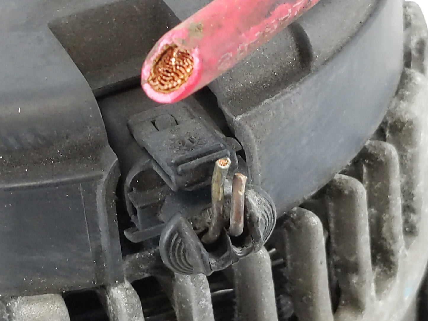 2010 Chevrolet Avalanche 1500 Alternator Replacement Generator Charging Assembly Engine OEM Fits OEM Used Auto Parts - Oemus