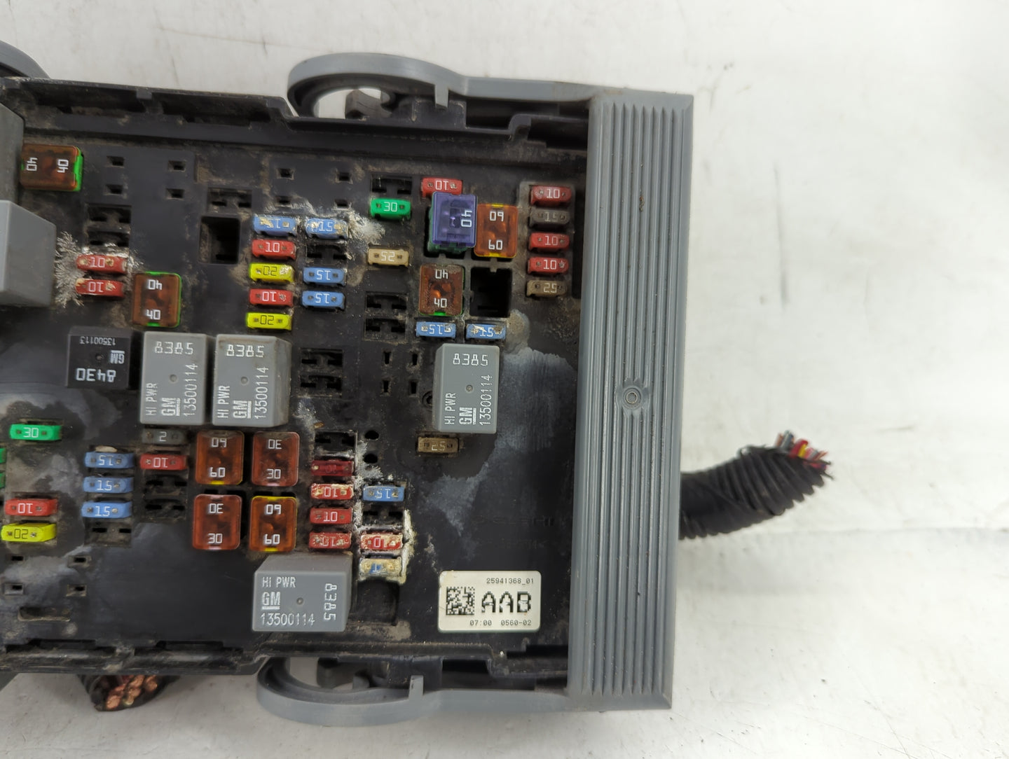 2010 Chevrolet Avalanche 1500 Fusebox Fuse Box Panel Relay Module P/N:25941368 01 Fits Fits 2011 2012 2013 2014 OEM Used Aut