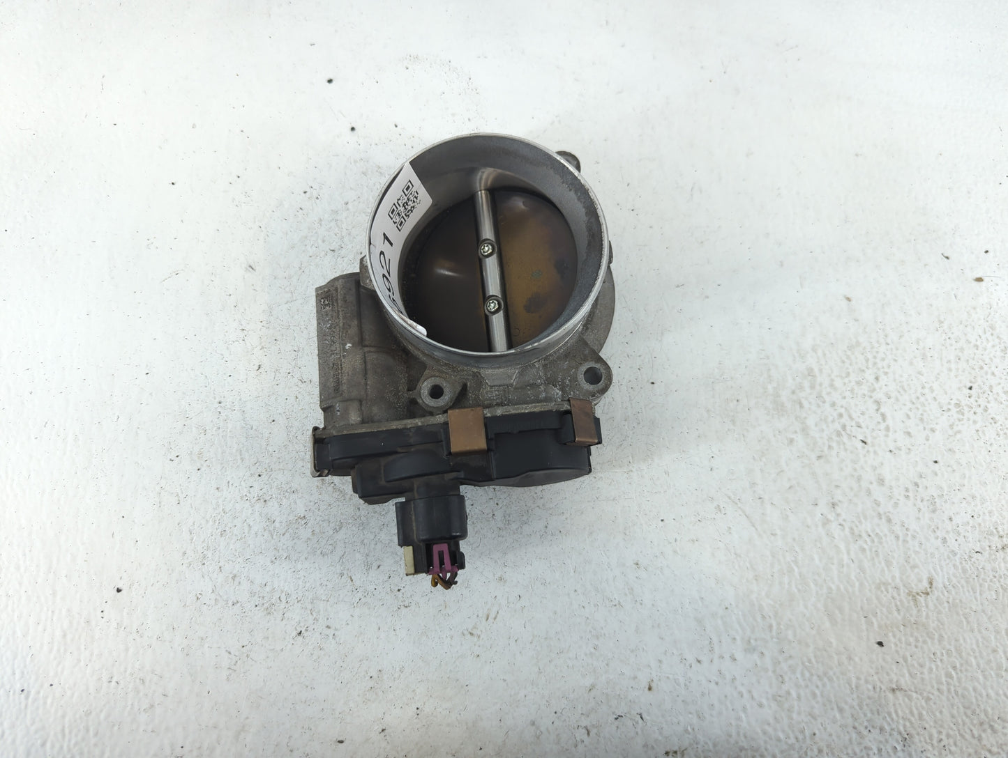 2010 Chevrolet Avalanche 1500 Throttle Body P/N:RMW87-3C9992 Fits Fits 2009 2011 2012 2013 2014 2015 OEM Used Auto Parts - O