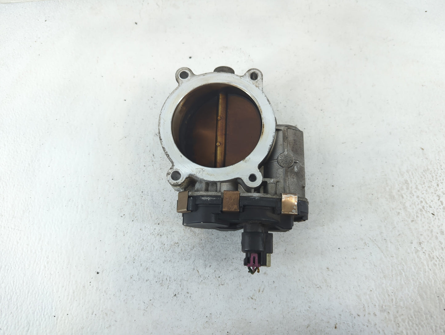 2010 Chevrolet Avalanche 1500 Throttle Body P/N:RMW87-3C9992 Fits Fits 2009 2011 2012 2013 2014 2015 OEM Used Auto Parts - O