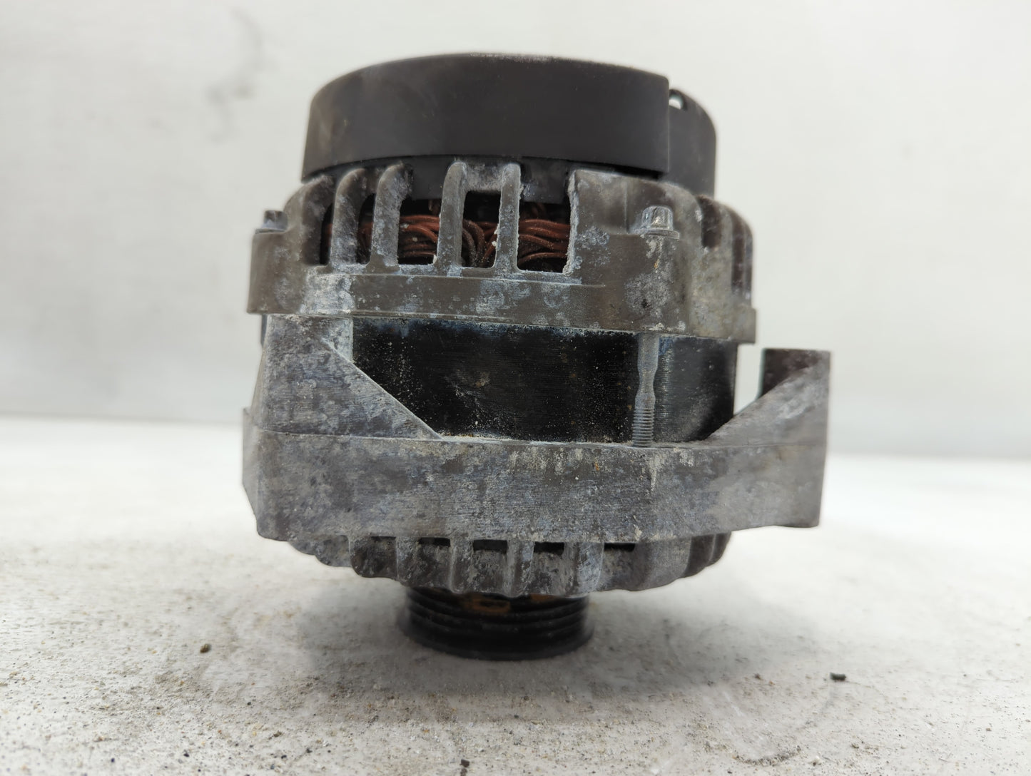 2010 Chevrolet Avalanche 1500 Alternator Replacement Generator Charging Assembly Engine OEM P/N:15732 Fits OEM Used Auto Par