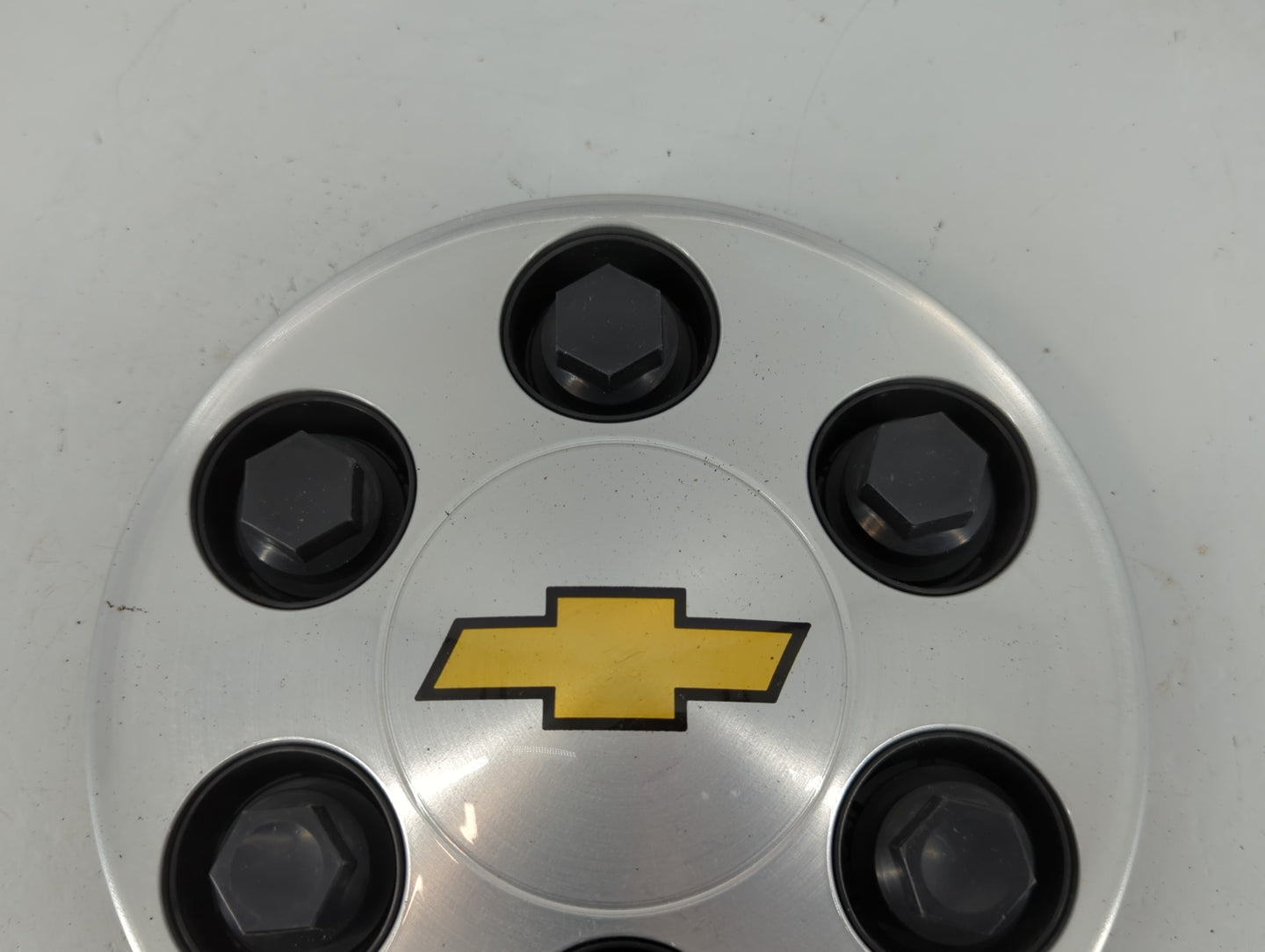 2010 Chevrolet Avalanche 1500 Rim Wheel Center Cap - Oemusedautoparts1.com