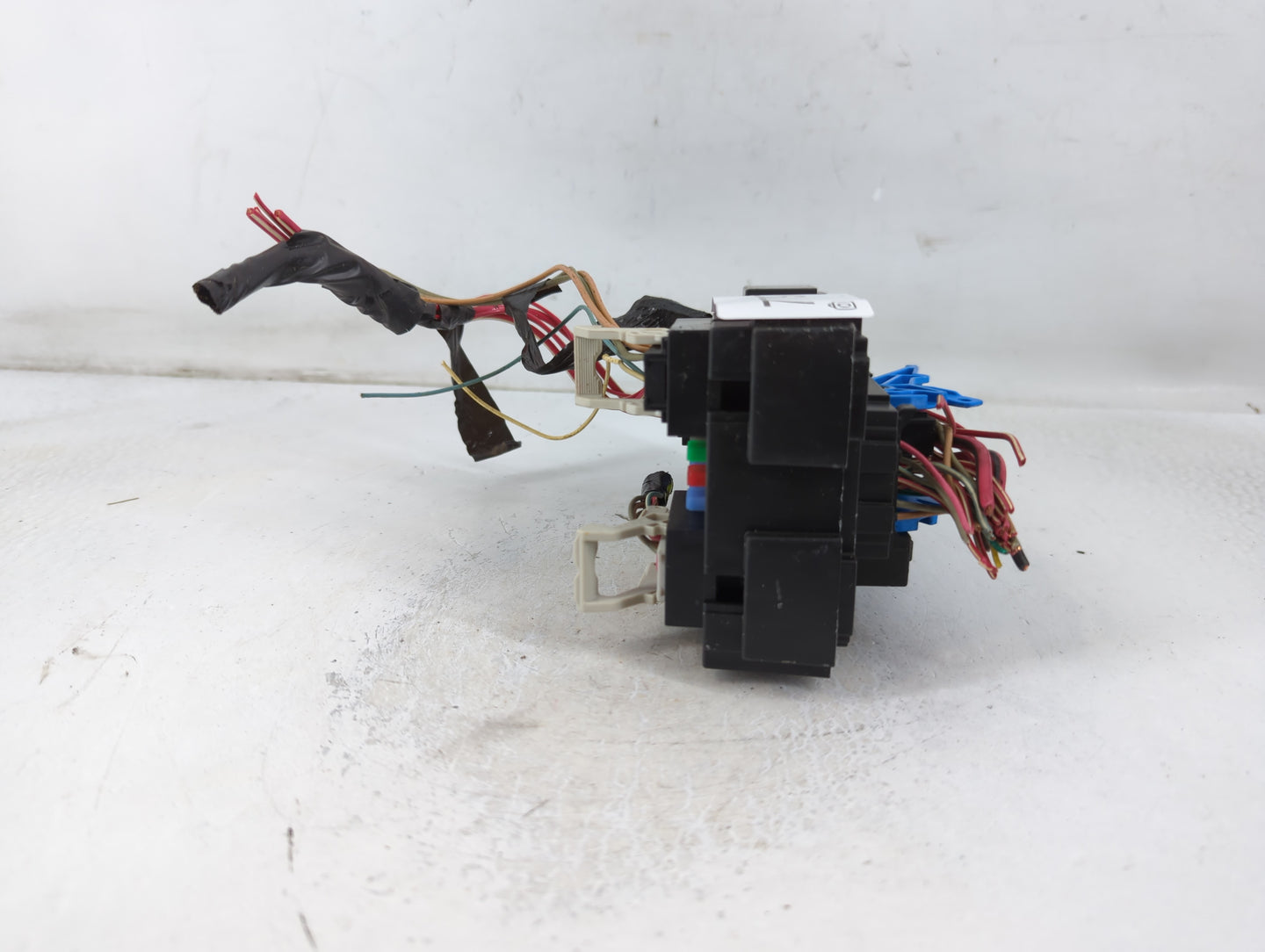 2010 Chevrolet Avalanche 1500 Fusebox Fuse Box Panel Relay Module P/N:PP-PD25 Fits Fits 2011 2012 2013 2014 OEM Used Auto Pa