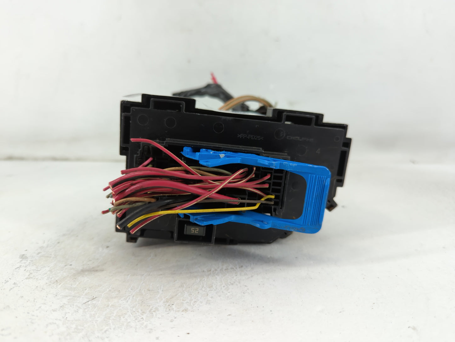 2010 Chevrolet Avalanche 1500 Fusebox Fuse Box Panel Relay Module P/N:PP-PD25 Fits Fits 2011 2012 2013 2014 OEM Used Auto Pa