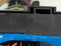 2010 Chevrolet Avalanche 1500 Fusebox Fuse Box Panel Relay Module P/N:PP-PD25 Fits Fits 2011 2012 2013 2014 OEM Used Auto Pa
