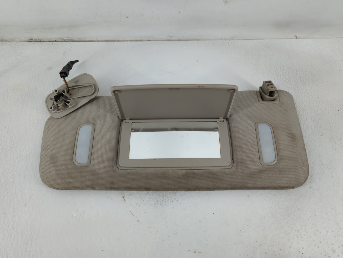 2010 Chevrolet Avalanche 1500 Sun Visor Shade Replacement Driver Left Mirror Fits Fits 2007 2008 2009 2011 2012 2013 2014 OE