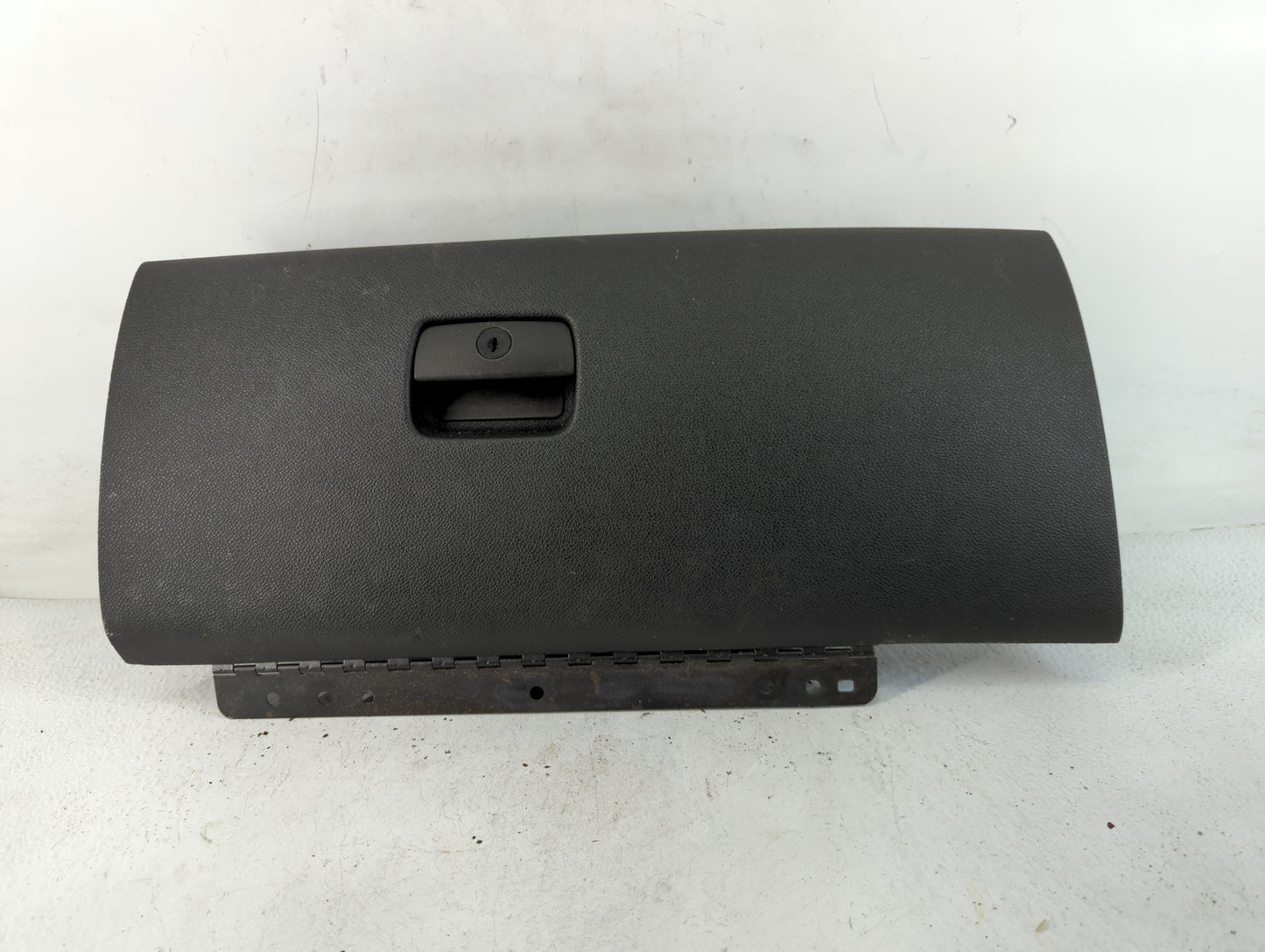 2010 Avalanche 1500 Passenger Glove Box Door Storage Compartment - Oemusedautoparts1.com