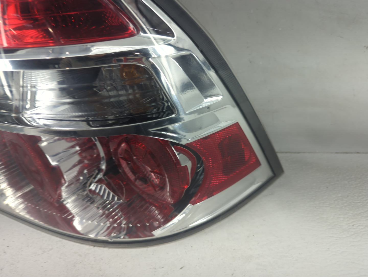 2009-2011 Chevrolet Aveo Tail Light Assembly Passenger Right OEM Fits Fits 2009 2010 2011 OEM Used Auto Parts - Oemusedautop