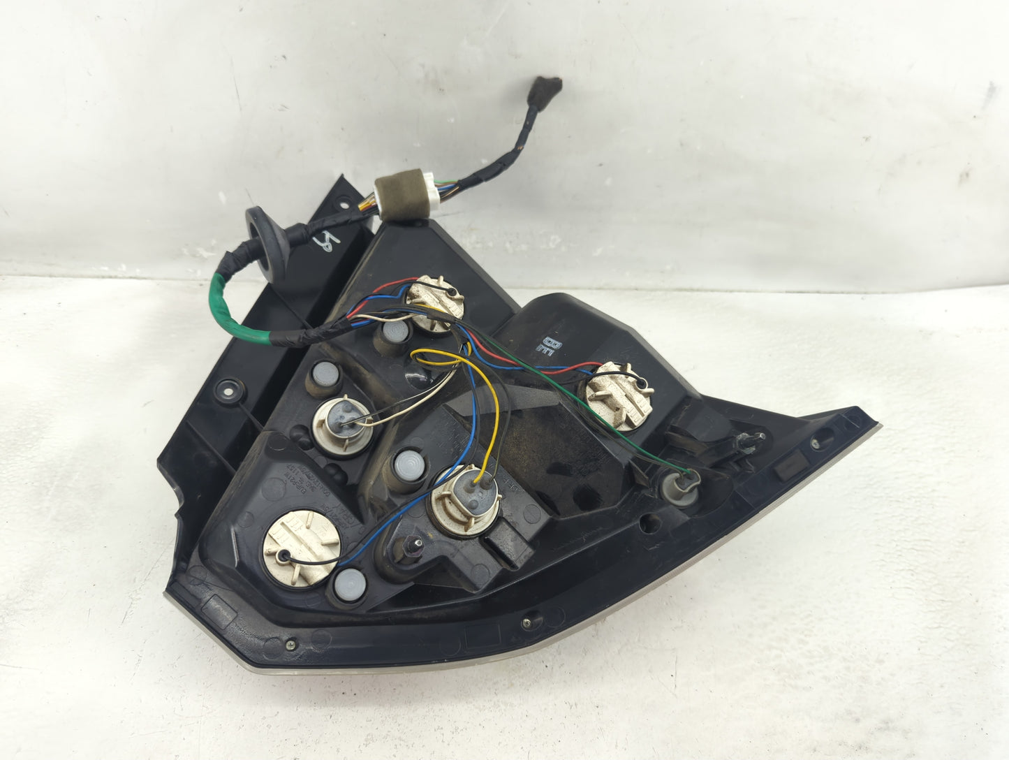 2009-2011 Chevrolet Aveo Tail Light Assembly Passenger Right OEM Fits Fits 2009 2010 2011 OEM Used Auto Parts - Oemusedautop