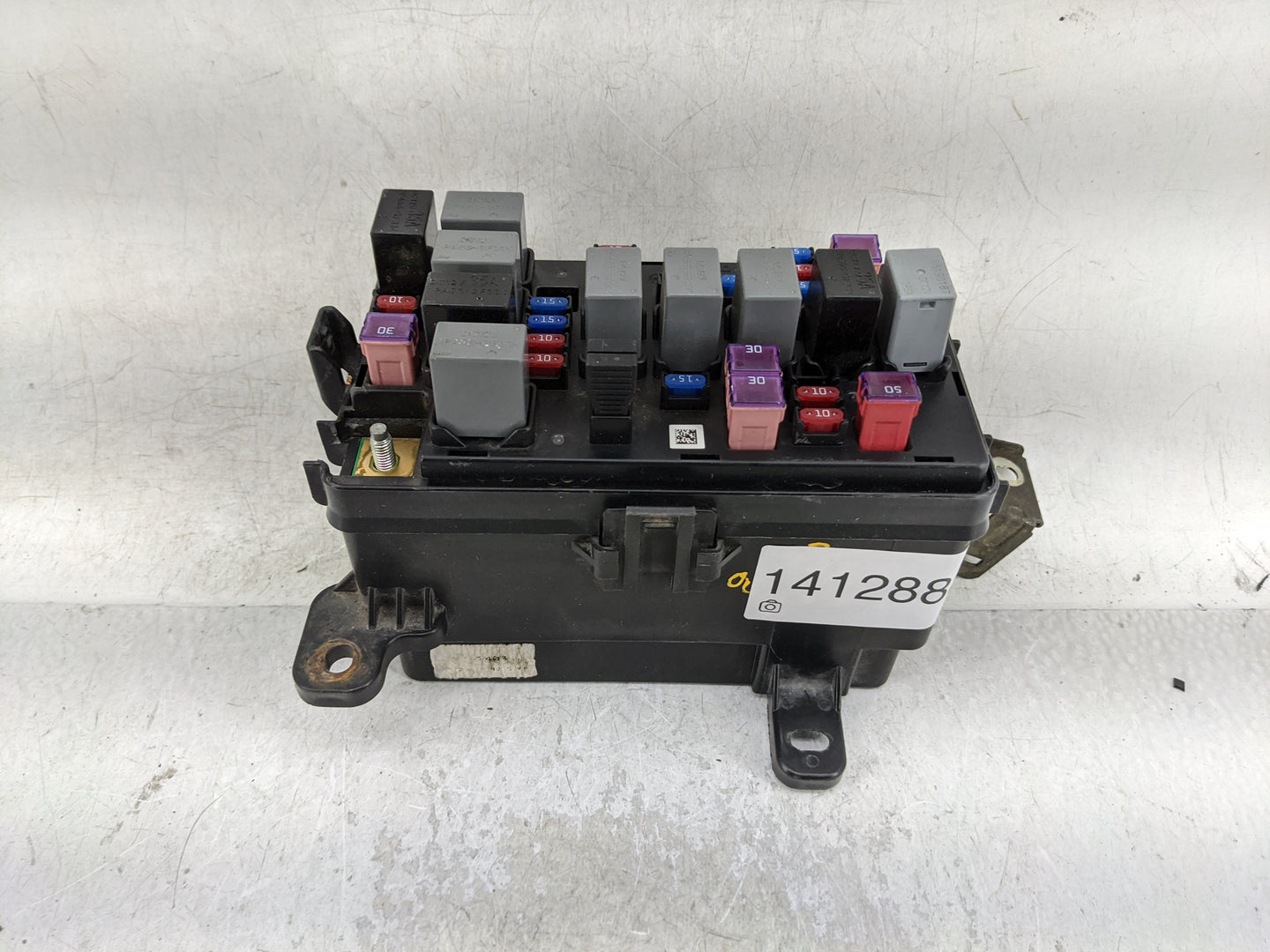 2009-2011 Chevrolet Aveo Fusebox Fuse Box Panel Relay Module P/N:96867127 Fits Fits 2009 2010 2011 OEM Used Auto Parts - Oem