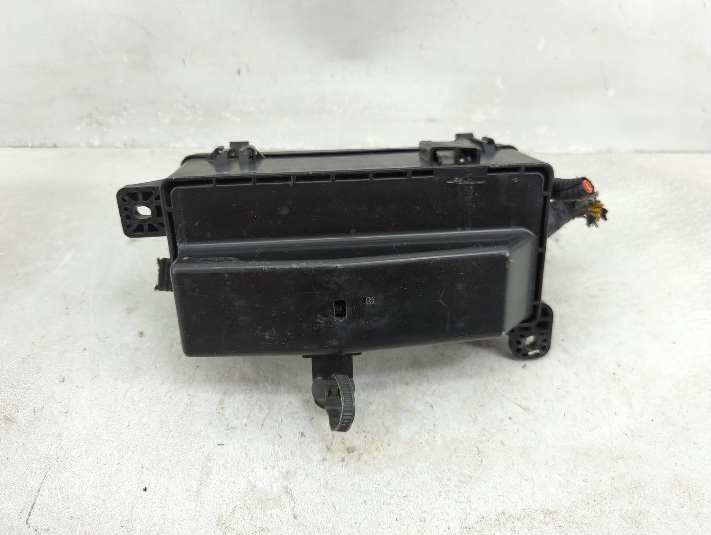2009-2011 Chevrolet Aveo Fusebox Fuse Box Panel Relay Module P/N:96867127 Fits Fits 2009 2010 2011 OEM Used Auto Parts - Oem