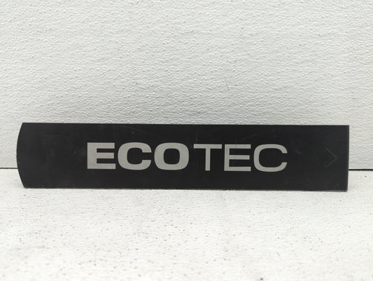 2010 Chevrolet Aveo Engine Cover - Oemusedautoparts1.com