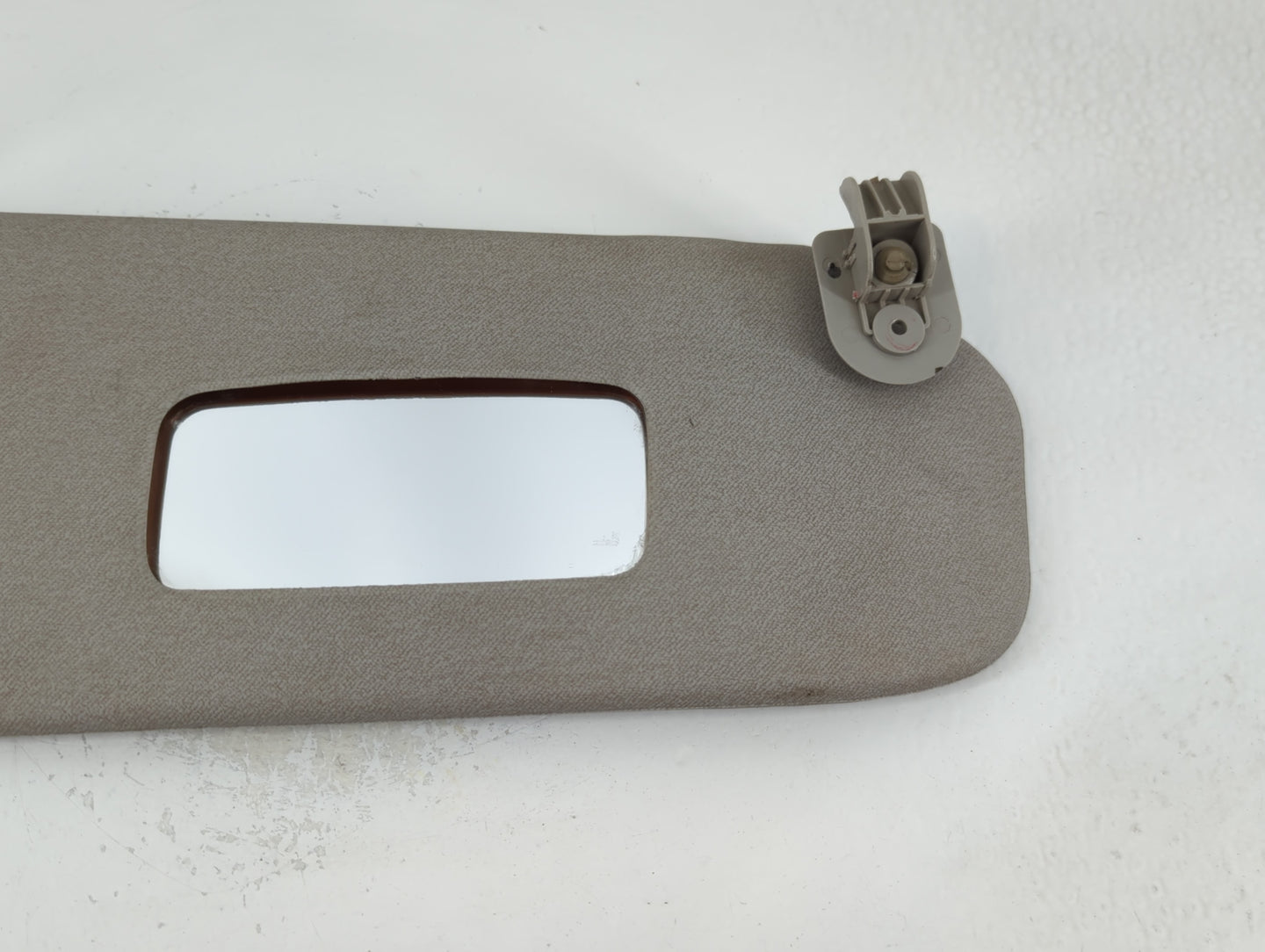 2006-2011 Chevrolet Aveo Sun Visor Shade Replacement Passenger Right Mirror Fits Fits 2005 2006 2007 2008 2009 2010 2011 OEM