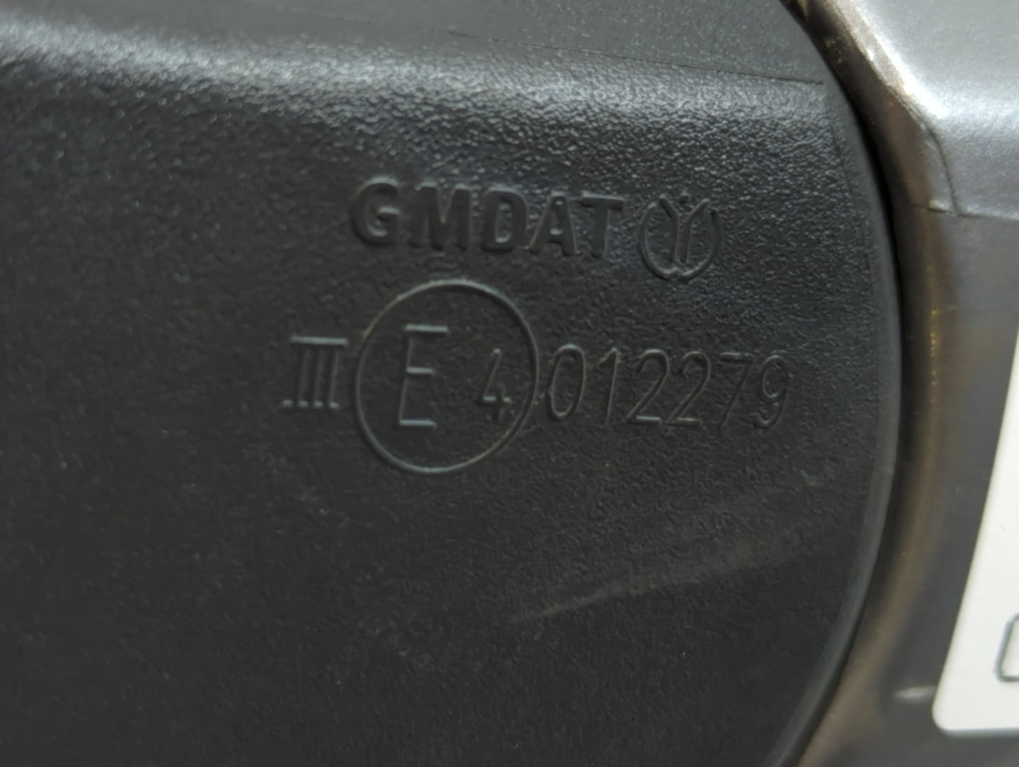 2005-2006 Chevrolet Aveo Passenger Side View Mirror - Right Door Mirror OEM Used - Oemusedautoparts1.com