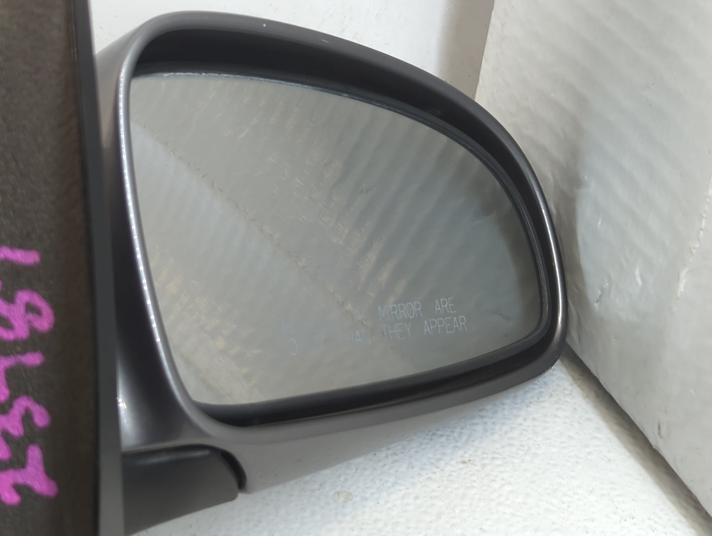 2005-2006 Chevrolet Aveo Passenger Side View Mirror - Right Door Mirror OEM Used - Oemusedautoparts1.com