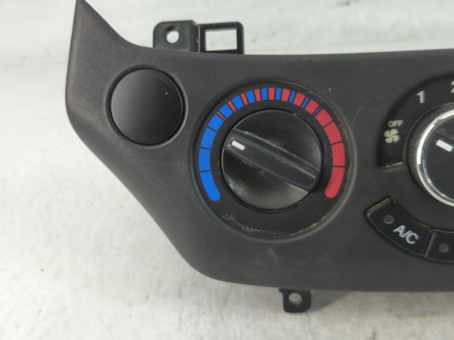 2007-2011 Chevrolet Aveo Climate Control Module Temperature AC/Heater Replacement P/N:0E27 A0022 T250 LHD Fits OEM Used Auto