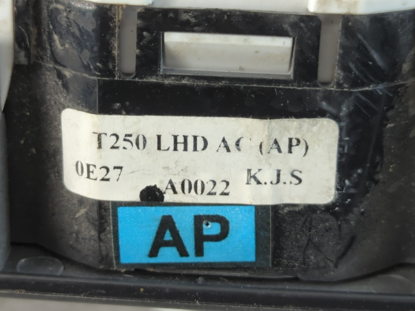 2007-2011 Chevrolet Aveo Climate Control Module Temperature AC/Heater Replacement P/N:0E27 A0022 T250 LHD Fits OEM Used Auto