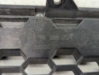 2010 Chevrolet Aveo Front Bumper Grille Cover - Oemusedautoparts1.com
