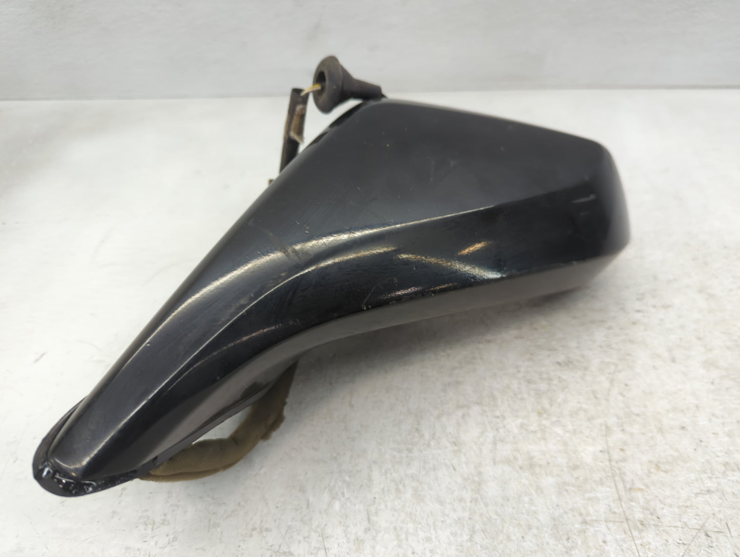 2010-2015 Chevrolet Camaro Driver Side View Mirror - Left Door Mirror OEM Used - Oemusedautoparts1.com