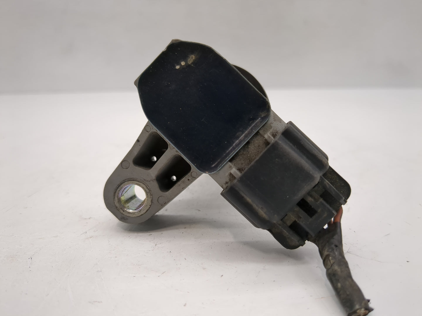 2010-2015 Chevrolet Camaro Ignition Coil Igniter Pack - Oemusedautoparts1.com