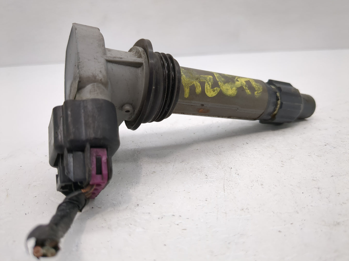 2010-2015 Chevrolet Camaro Ignition Coil Igniter Pack - Oemusedautoparts1.com