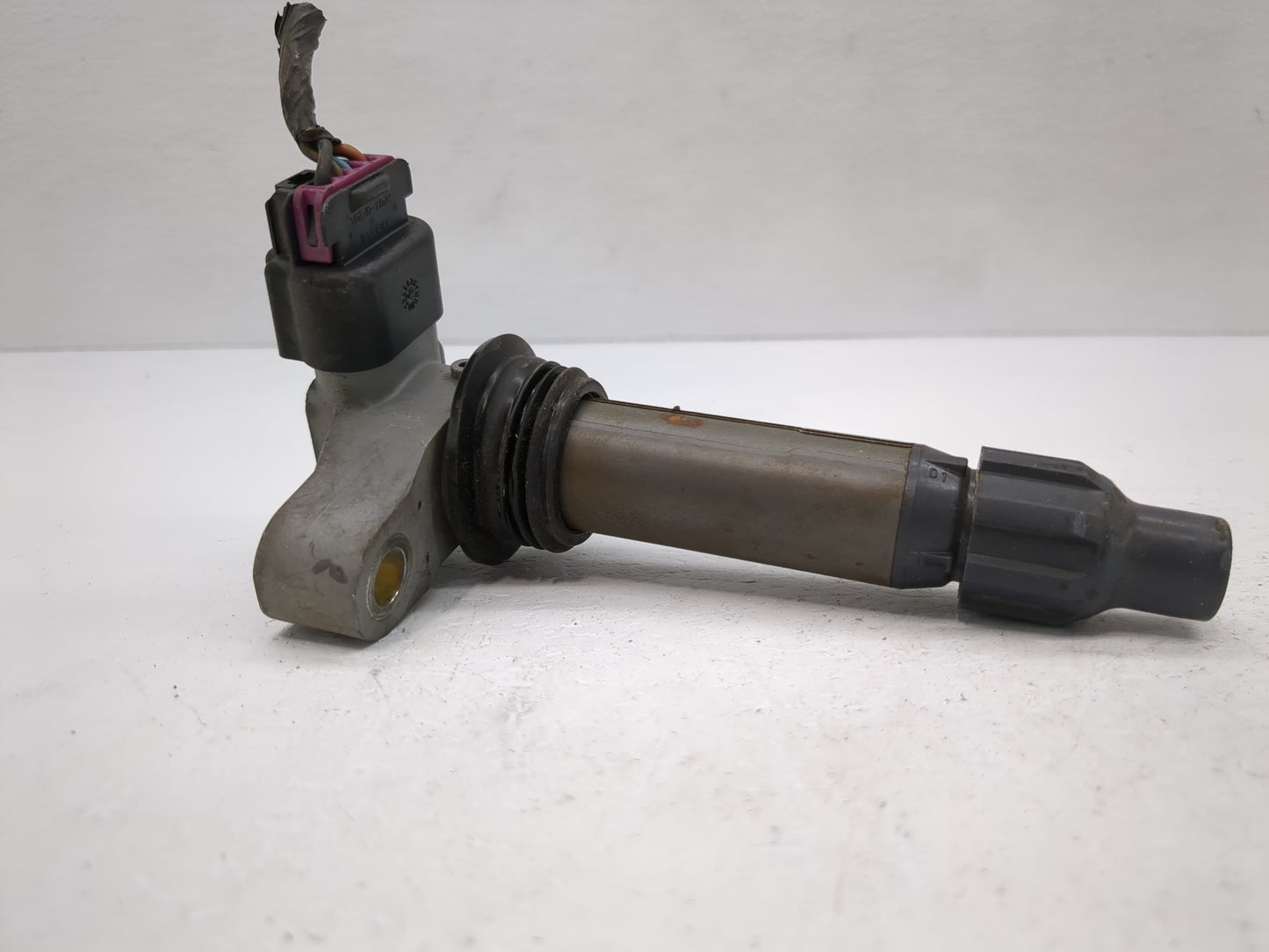 2010-2015 Chevrolet Camaro Ignition Coil Igniter Pack - Oemusedautoparts1.com