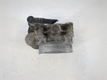 2010-2011 Chevrolet Camaro Throttle Body P/N:01611F0166 Fits Fits 2007 2008 2009 2010 2011 2012 OEM Used Auto Parts