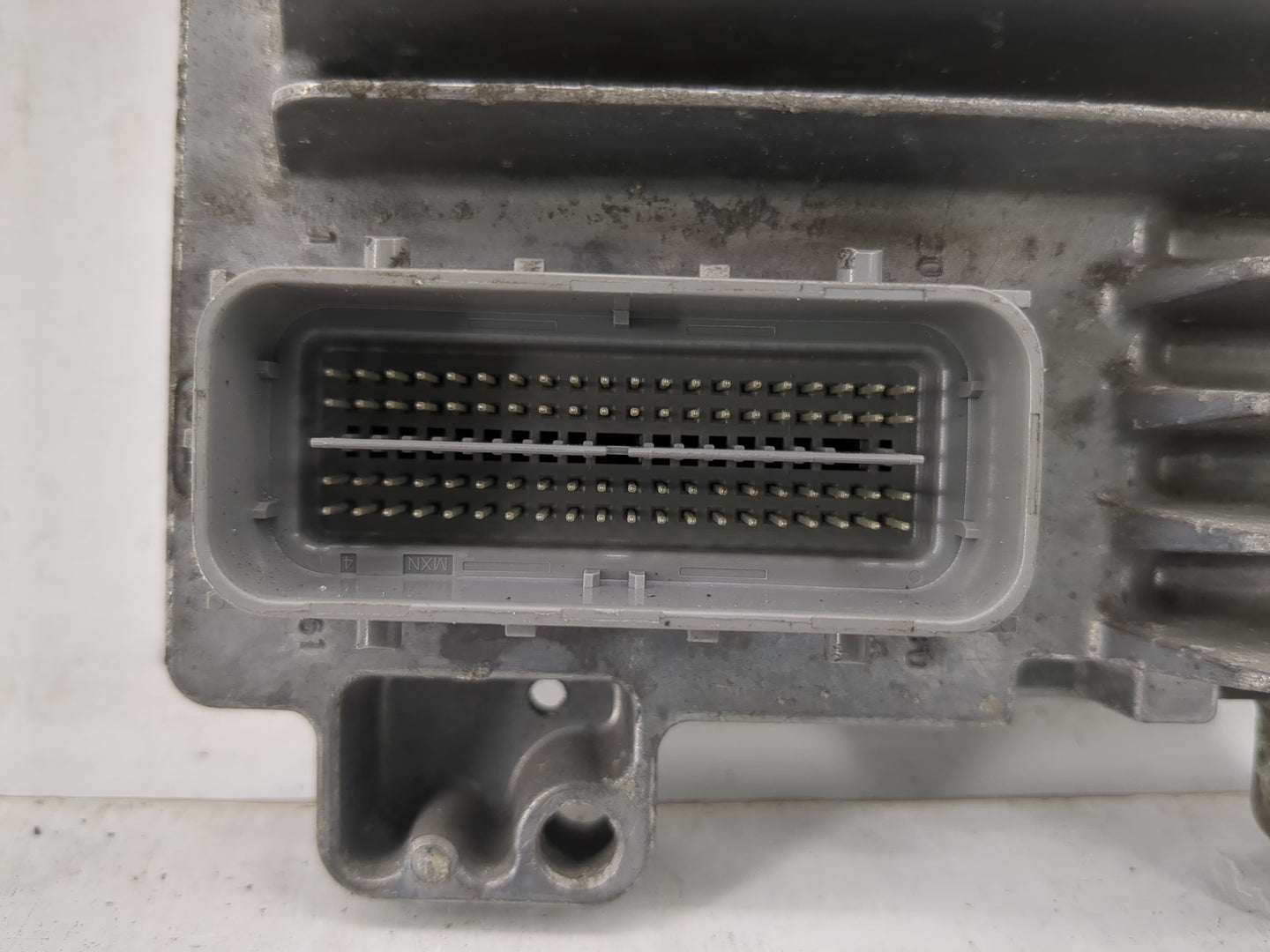 2010-2011 Chevrolet Camaro PCM Engine Control Computer ECU ECM PCU OEM P/N:12653784 Fits Fits 2010 2011 OEM Used Auto Parts 