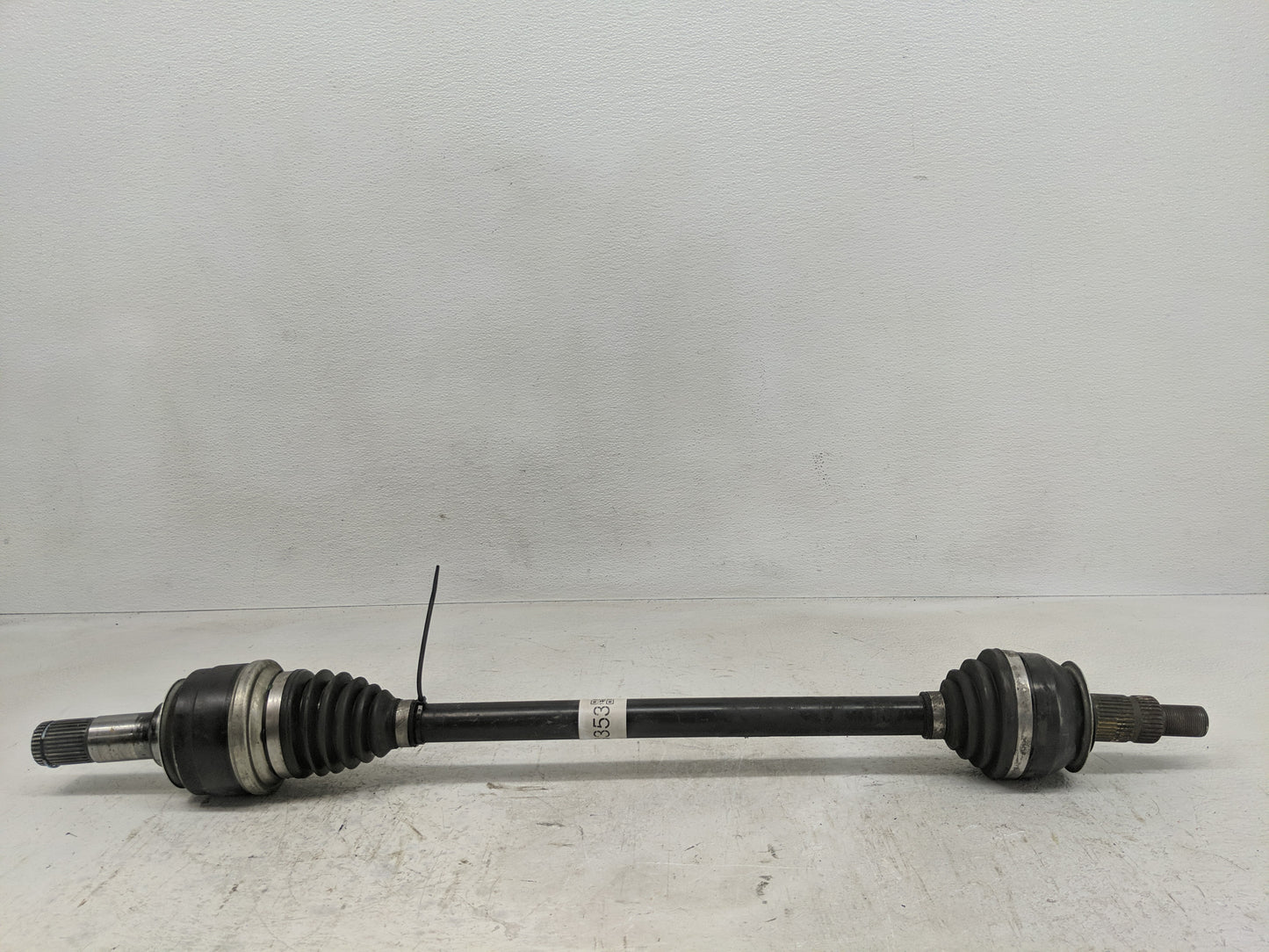 2010-2015 Chevrolet Camaro Axle Shaft Front Driver Cv C/v - Oemusedautoparts1.com