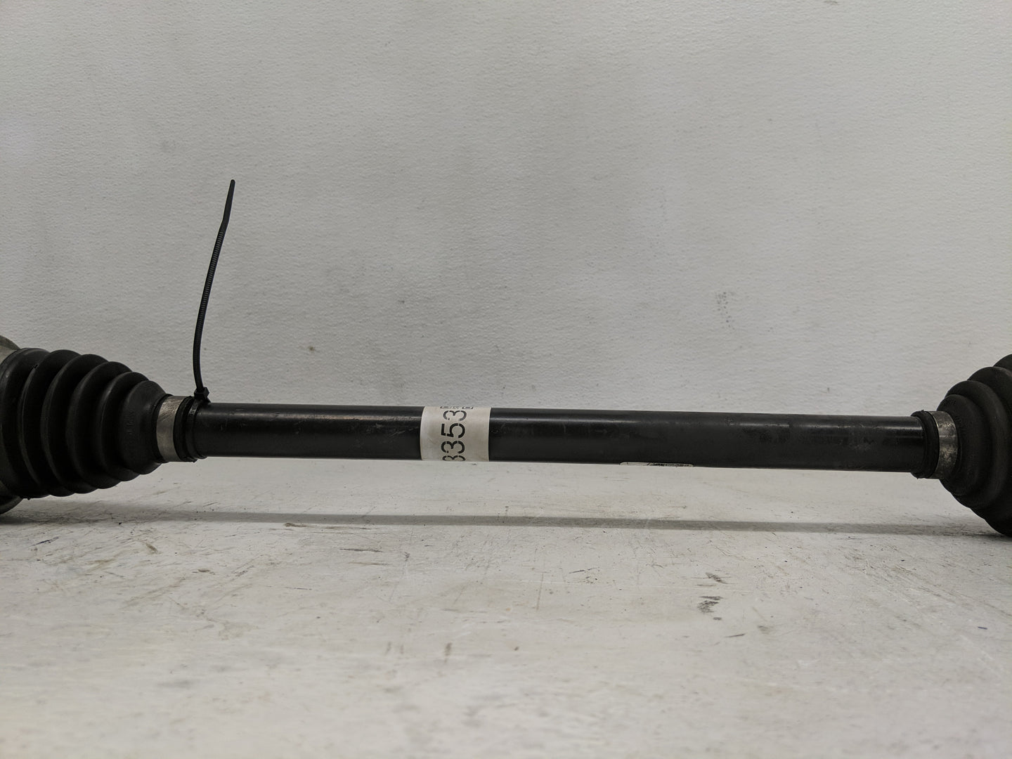 2010-2015 Chevrolet Camaro Axle Shaft Front Driver Cv C/v - Oemusedautoparts1.com