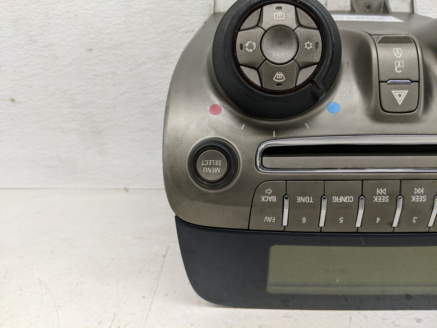 2010 Chevrolet Camaro Radio AM FM Cd Player Receiver Replacement P/N:14799006 20990311 Fits OEM Used Auto Parts - Oemusedaut