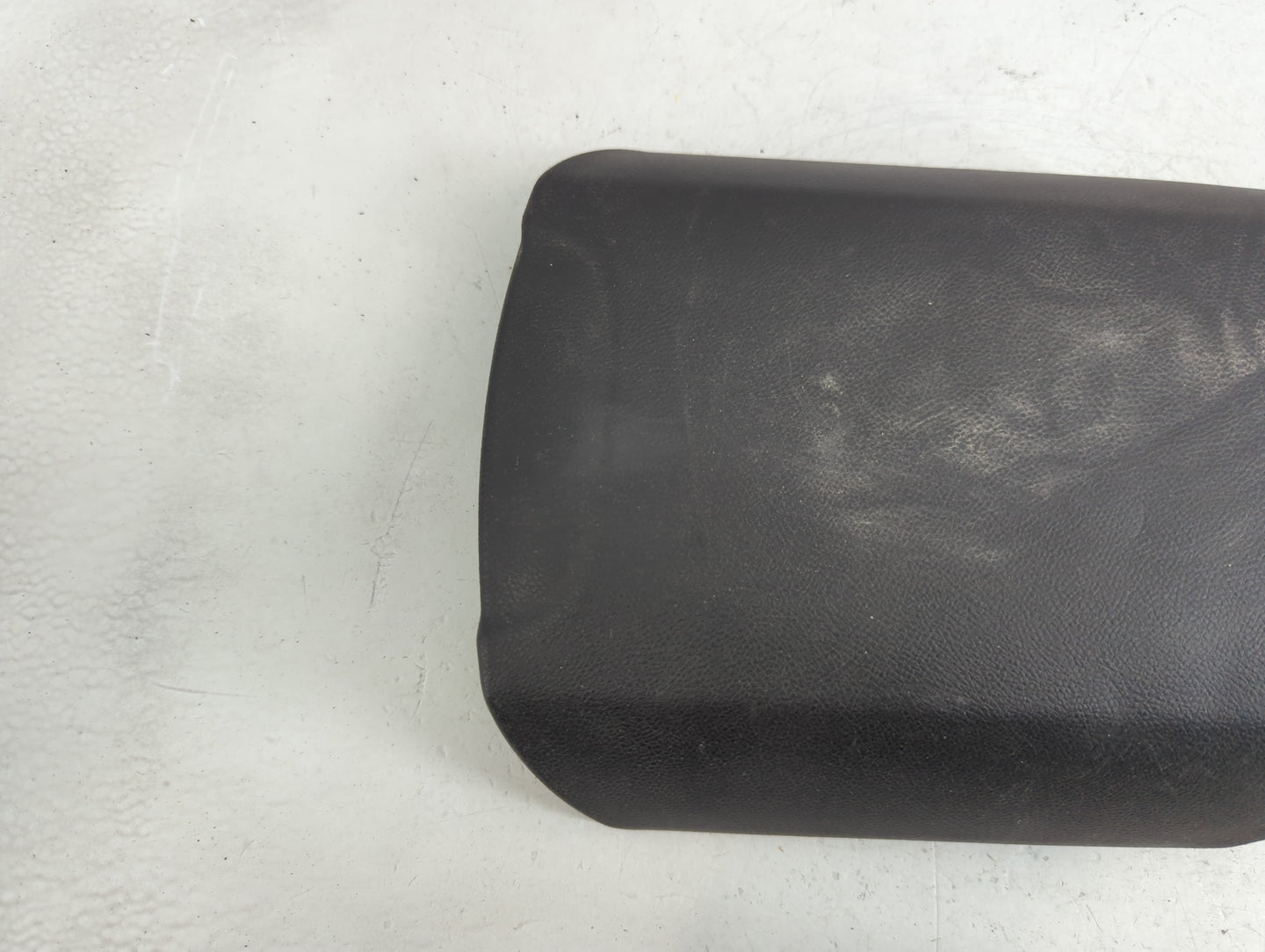 2010 Chevrolet Camaro Center Console Armrest Cover Lid Fits OEM Used Auto Parts - Oemusedautoparts1.com