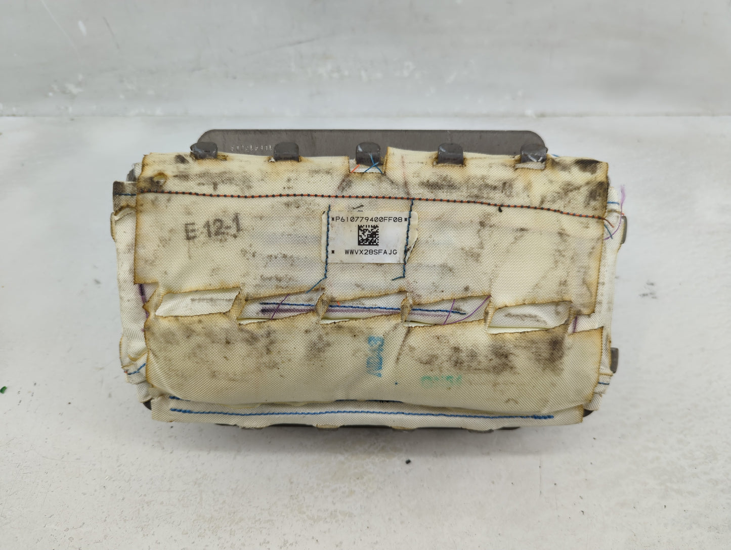 2010 Chevrolet Camaro Air Bag Passenger Right Dashboard OEM P/N:22778984 Fits OEM Used Auto Parts - Oemusedautoparts1.com
