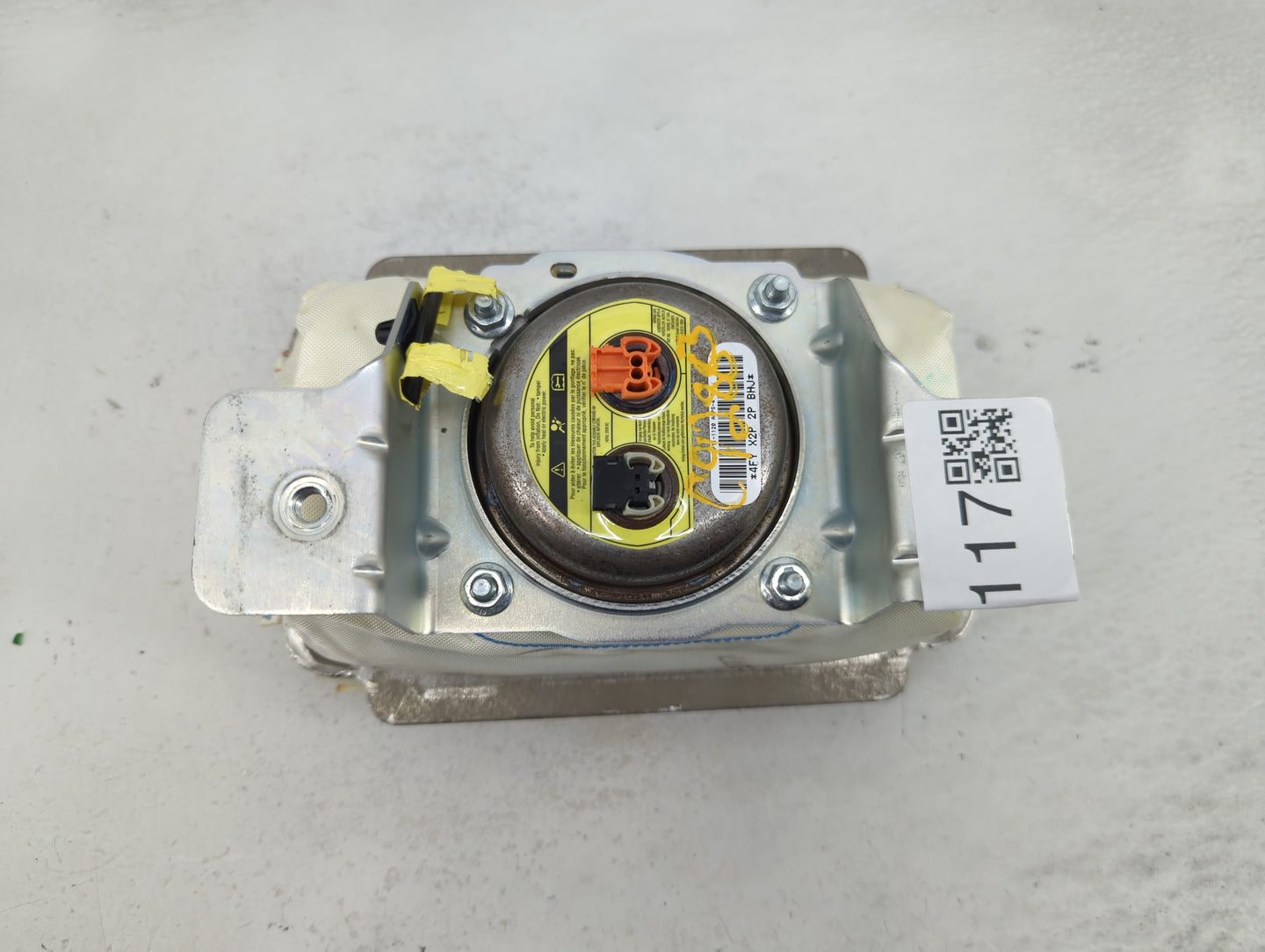 2010 Chevrolet Camaro Air Bag Passenger Right Dashboard OEM P/N:22778984 Fits OEM Used Auto Parts - Oemusedautoparts1.com