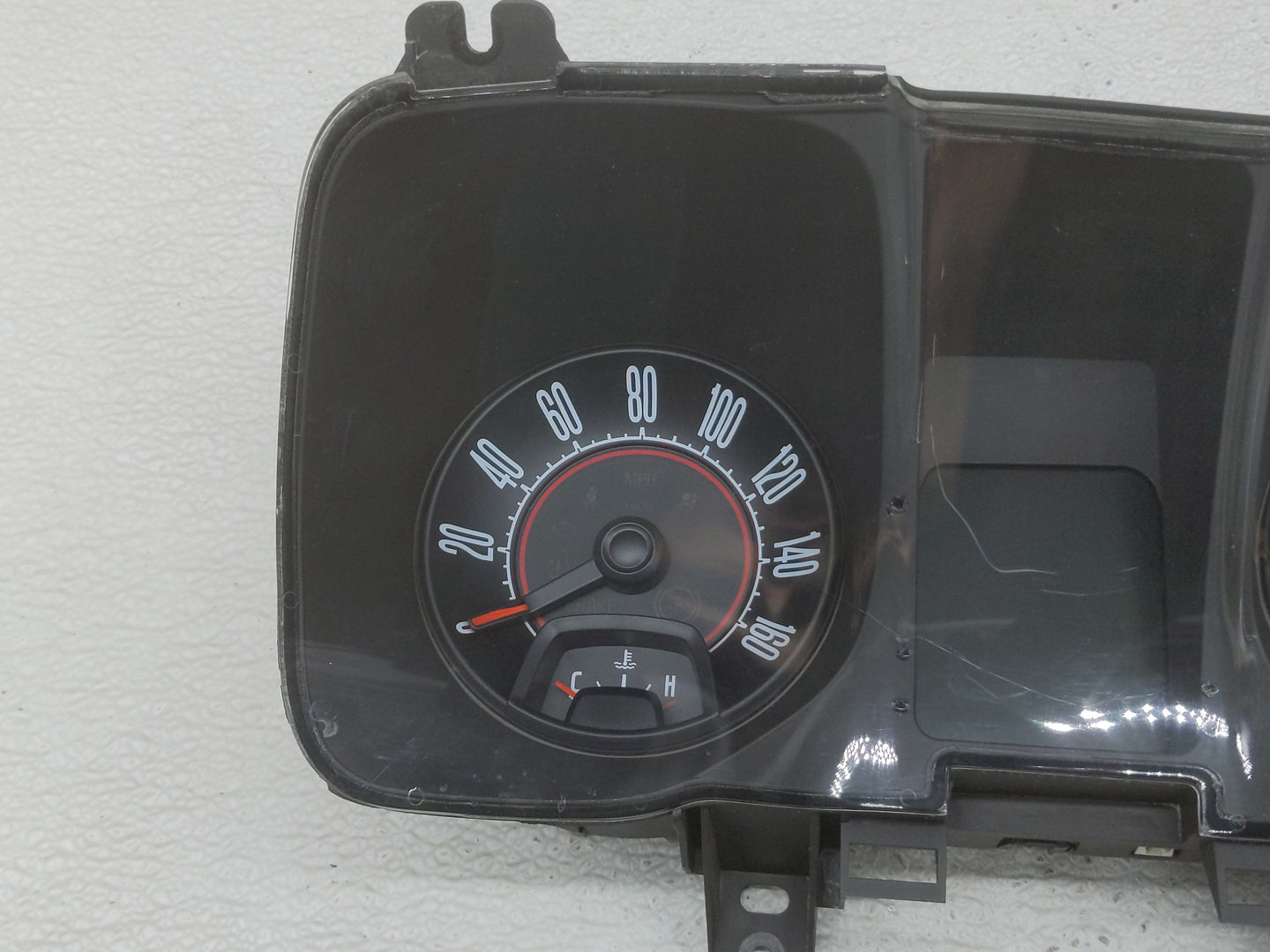 2010-2011 Chevrolet Camaro Instrument Cluster Speedometer Gauges P/N:92242408 Fits Fits 2010 2011 OEM Used Auto Parts - Oemu